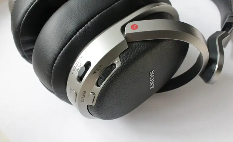 Sony MDR-HW700DS review